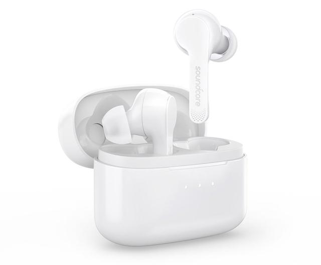 画像: 収納ケースには充電機能もあり、本体と併用すれば最大約20時間の音楽再生が楽しめる