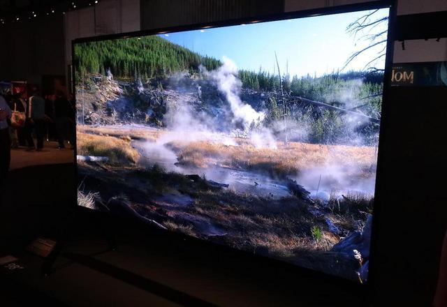 画像: 8K液晶テレビ 「Z9G」の98インチ