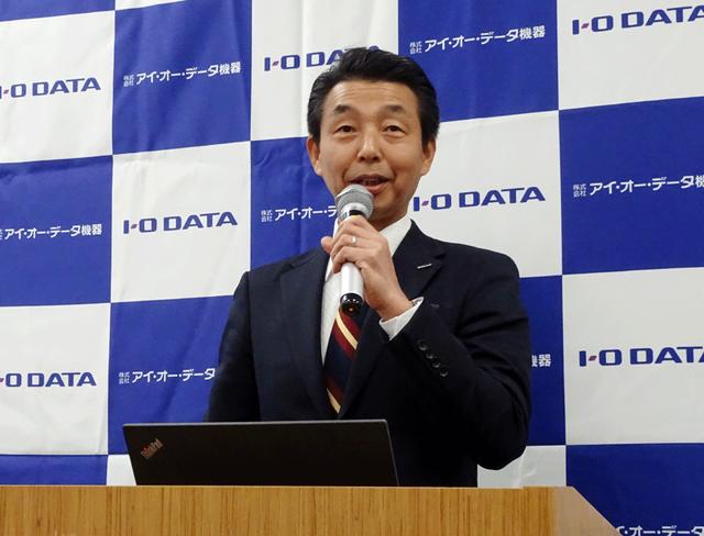 画像: 今後の方針を発表した濵田社長