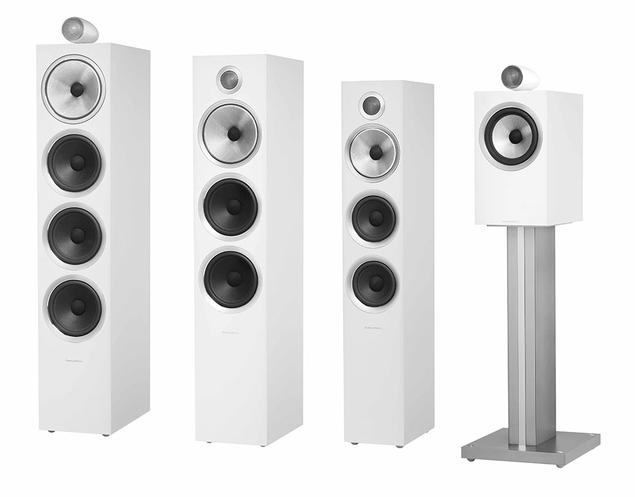 画像: 左から702S2/W、703S2/W、704S2/W、705S2/Wで写真のスタンドは別売