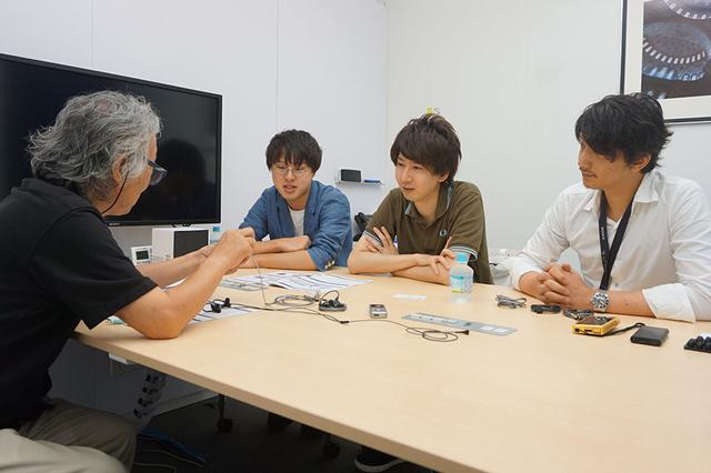 画像: 前回に続いて、増山翔平さん、桑原英二さん、飛世速光さんにお話をうかがっている(写真左から)