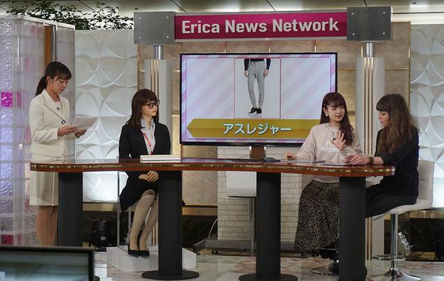 画像: アオイエリカ嬢(左から2番目)とゲストのリアルタイムトークも行なわれた