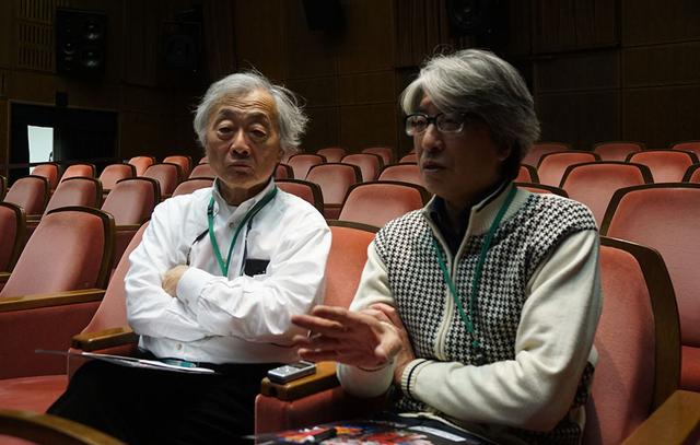 画像: 映画の新発見について、熱く語り合うおふたり