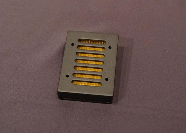 画像: モーションシリーズの特長となるFolded Motion XTトゥイーター。60XTと35XTには3.2×6.1cmの大型タイプが使われている