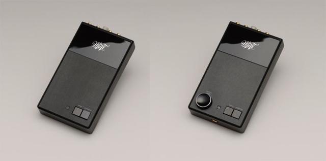 画像: フォノイコライザーアンプ「Studio Phono 2」(左)と「Ultra Phono 2」(右)
