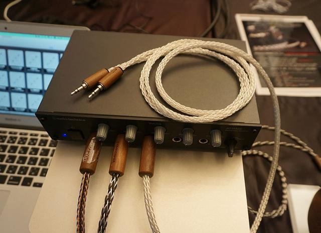 画像: 左からAXIOS-AG、AXIOS-HB、AXIOS-CU。すべてユタ州オグデンの工場でハンドメイドされている