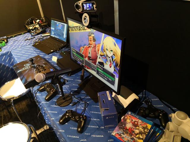 画像: 格闘ゲームがプレイされていた画面をとらせていただいた。キャラクター選択画面