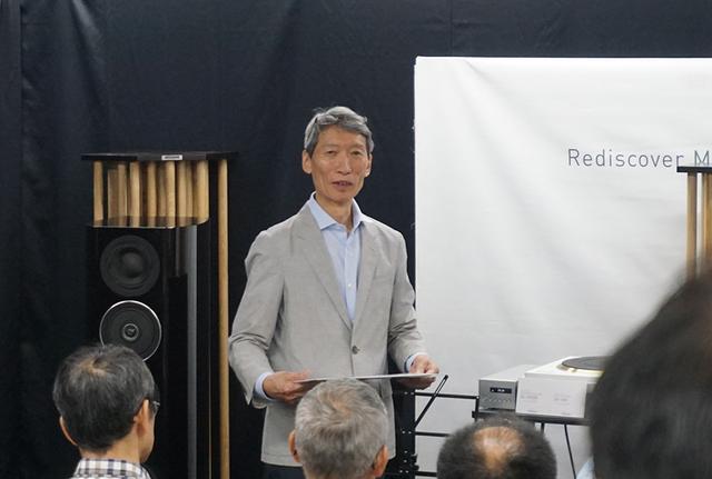 画像: 潮さんは78回転レコードの魅力をアピール