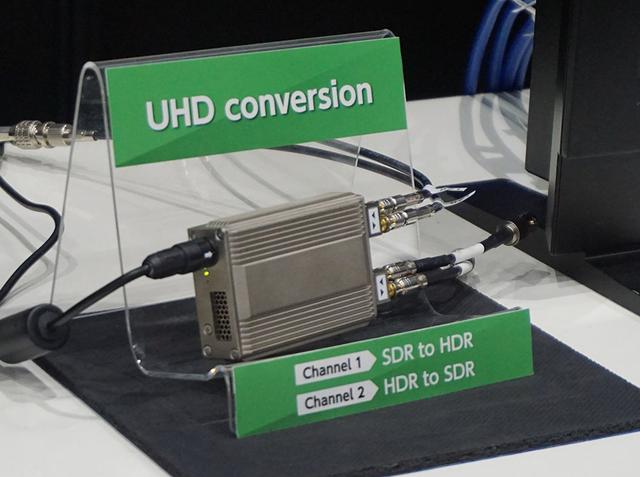 画像: b<>comの「Universal HDR Converter Box」