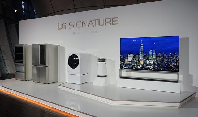 画像: LG SIGNATUREの製品たち。左からワインセラー、冷蔵庫、洗濯機、加湿空気清浄機、8K有機ELテレビ