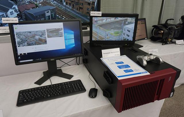 画像: 展示されていた8K→4K/2K切り出しシステム。左のモニターが8Kのプレビュー画面で、右側にはそこから切り出した2K映像