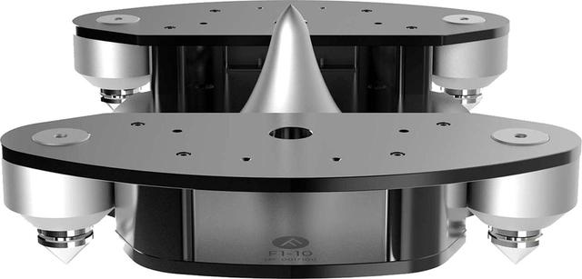 画像: 本体下部にはTractrixと名付けられたディフューザーを搭載。力強い低域を全方向に放射する