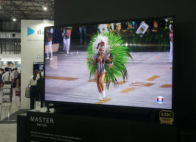 画像: ソニーPCLブースには、ブラビアの8Kモデル「85Z9G」が置かれ、ネイティブの8K映像が上映されていた