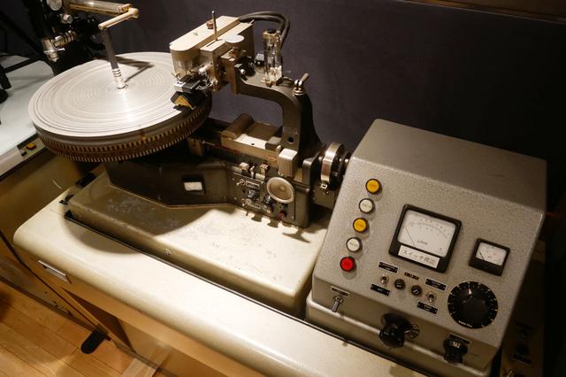 画像: 修理中の「VMS66」