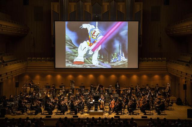 画像3: 冒頭のナレーションから、音楽の迫力に心を奪われてしまう。