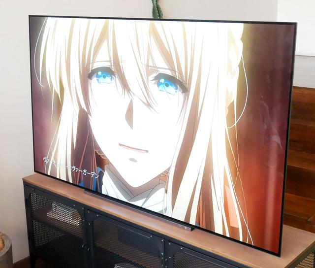 画像: 会場には東芝映像ソリューションの有機ELレグザも展示されていた