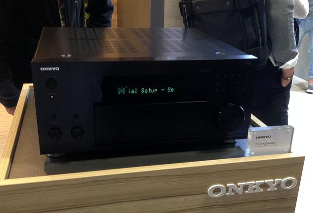 画像: オンキョーブースに展示されていたAVセンター「TX-RZ3400」は既にIMAX Enhancedのロゴが入れられていた