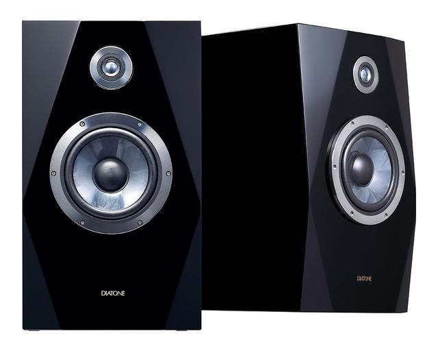 画像: ブックシェルフスピーカーのDS-4NB70(¥1,200,000、ペア、税別)