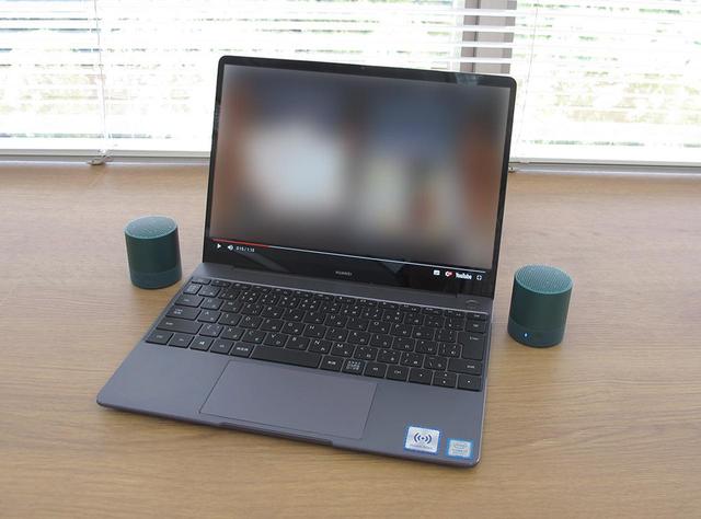 画像: 「MateBook13」とペアリングしてYouTubeを試してみたが……