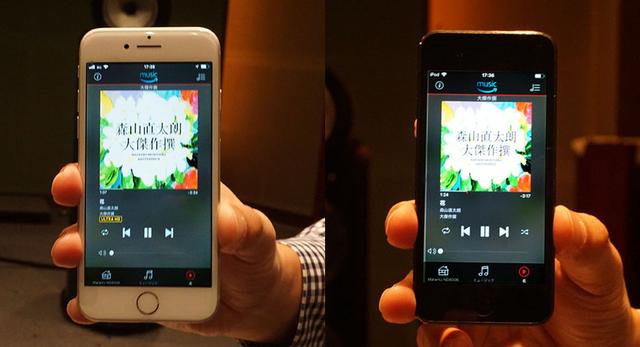 画像: Amazon Music HDを契約したスマホ(左)と未契約のもの(右)。同じ曲を再生してみると、左ではジャケット左下に「ULTRA HD」の文字が表示された