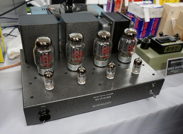 画像: KT88を差し替えて、音の違いをデモ
