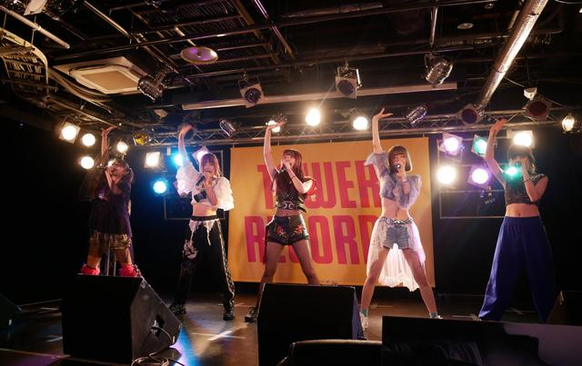画像: ▲TECH LIVEのトライアルに協力してくれたアイドルグループ「ZOC」(大森靖子は欠席)。こちらはノーマルステージ
