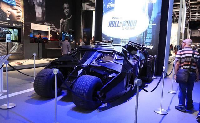 画像: IFAパナソニックブースに展示された本物のバットマンカー