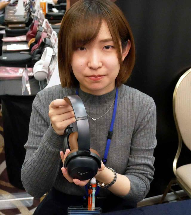 画像: TEAC/beyerdynamic/KOSS