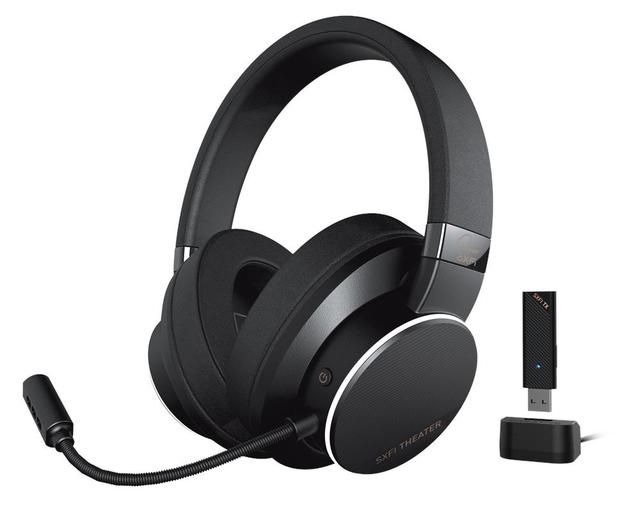 画像: 「Super X-Fi」対応のワイヤレスヘッドホン「Creative SXFI THEATER」。ボイスチャット用のマイクとUSBドングル、USBドッグが付属する