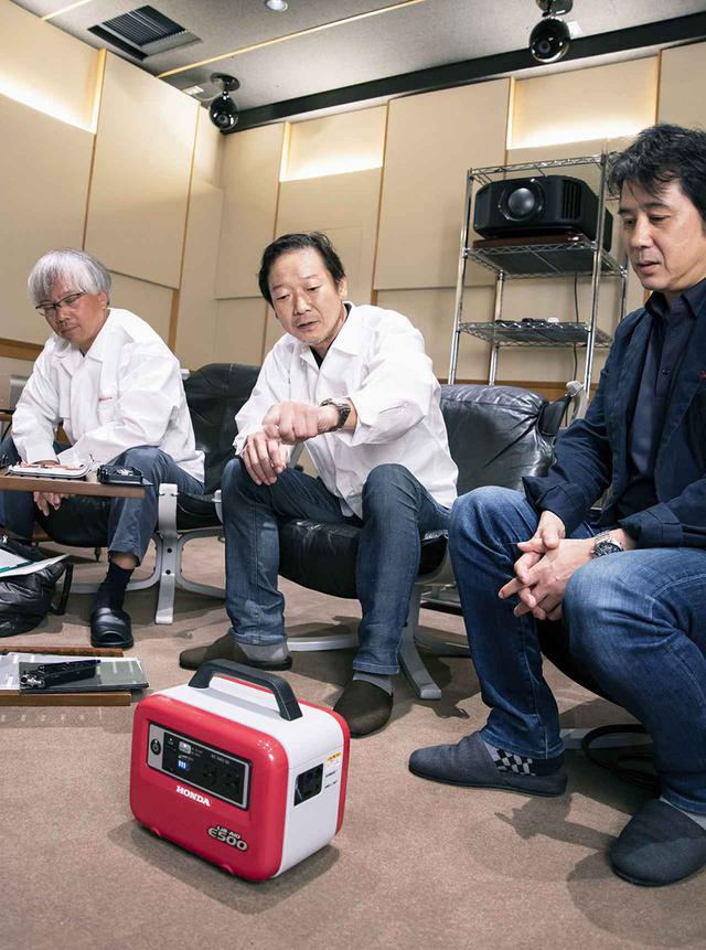 画像: E500 for Musicのベースとなった蓄電機「E500」も準備して、両モデルでの再生音の違いも確認している