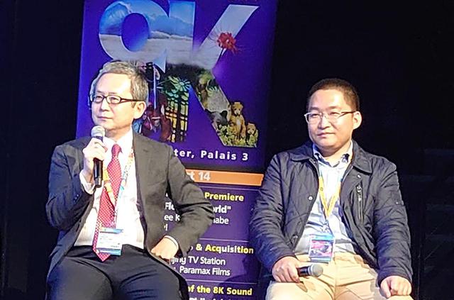 画像: 8K制作事務局長の村山淳氏と北京テレビのテクニカルディレクター、Guo Haojun氏
