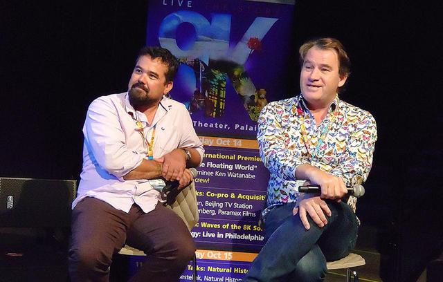 画像: 『Okavango -A Flood of Life』を制作するボツワナのプロダクション、ICON/NHFUのBrad Bestelink氏(左)。右はSilverback FilmsのAlastair Fothergill氏