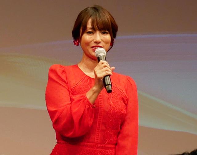 画像: 4K8K推進キャラクターを務める女優の深田恭子。後任はいないという