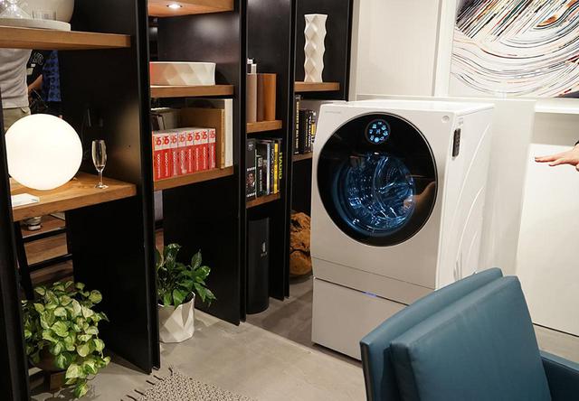 画像2: LGエレクトロニクスの「LG SIGNATURE」シリーズが、「B&B Italia」東京ショールームで販売される。それを記念して、主要モデルを10%オフで購入できるキャンペーンがスタート