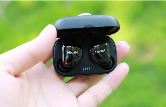 画像: MacaW、軽量・コンパクトな完全ワイヤレスイヤホン「MT-20」を12月27日に発売。雨や汗に強いIPX5に準拠し、タッチセンサーも搭載