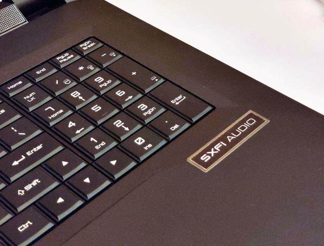 画像: Super X-Fiチップを搭載したCLEVO社のノートパソコンの試作機。日本でも発売される模様だ