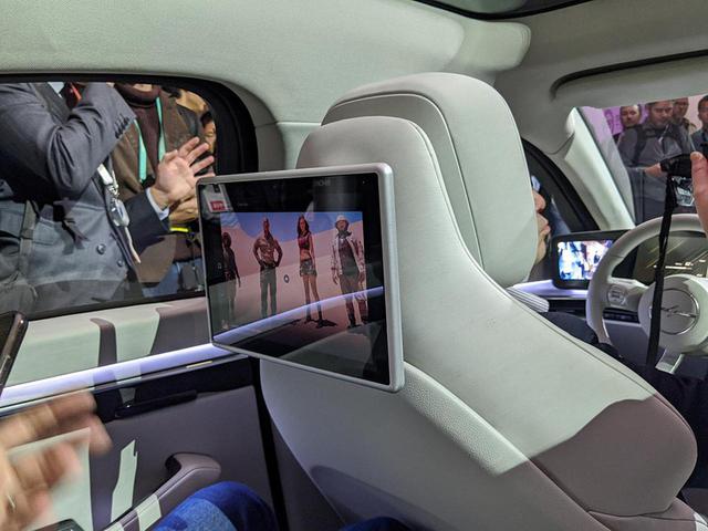 画像1: 【麻倉怜士のCES2020レポート02】これが超話題のソニーのニューカー「VISION-S(ビジョン エス)」だ。その、ディテイルをご覧にいれます