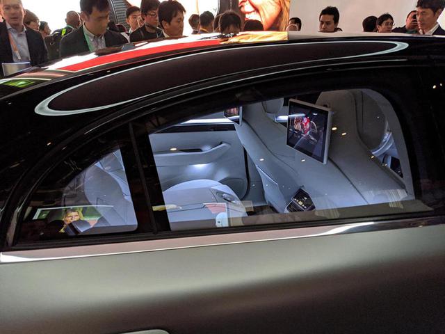 画像2: 【麻倉怜士のCES2020レポート02】これが超話題のソニーのニューカー「VISION-S(ビジョン エス)」だ。その、ディテイルをご覧にいれます