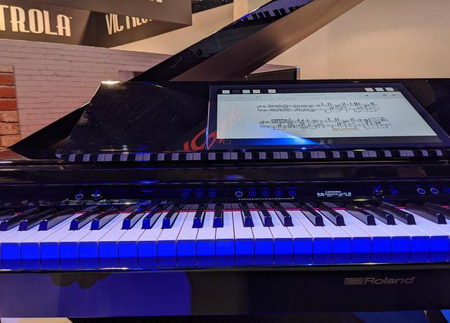 画像: ソフトで作曲も