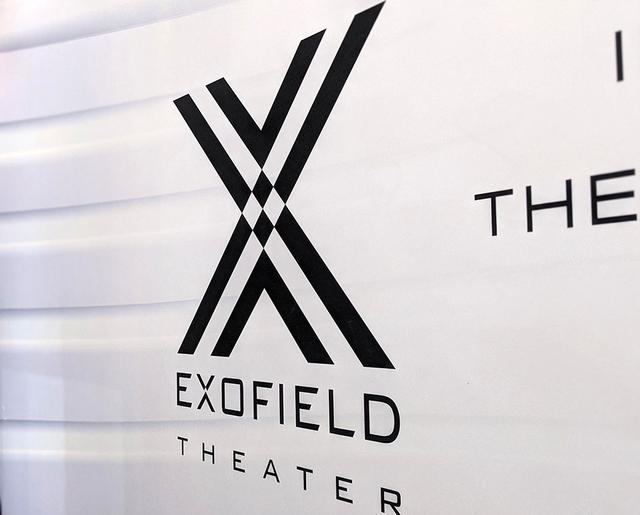 画像: JVCケンウッドブースにもうけられた、EXOFIELD THATERコーナー