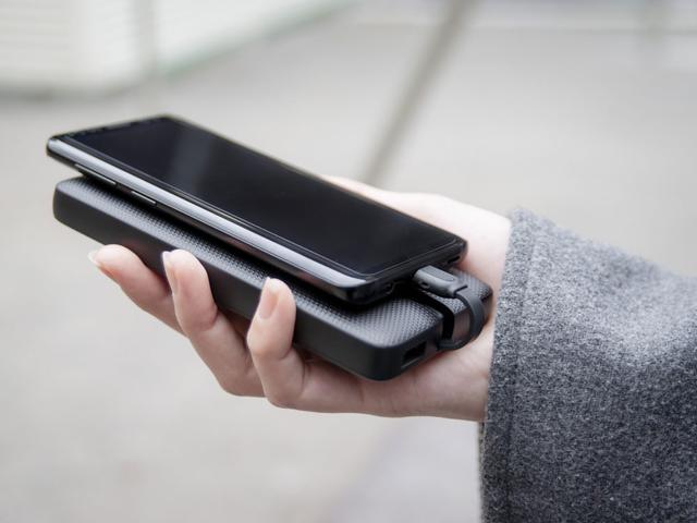 画像: RAVPower、スマートホンへの給電をより簡単に行なえるUSB Type Cケーブル内蔵型モバイルバッテリー「RP-PB161」「RP-PB160」を1月下旬に発売