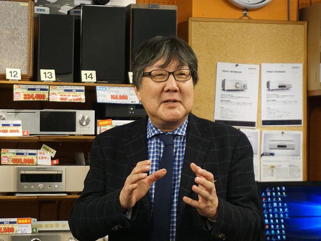 画像: 三菱電機ライフネットワークの佐藤 岳さん。名人芸の語りで来場者を釘付けにしていた
