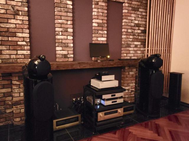 画像: アコースティックラボ 蔵前ショールーム 防音・音響建築工事を専門とし、オーディオルームやホームシアター、あるいは音楽の練習室など、いい音のための空間をつくるプロフェッショナルとして、日本中に広く知られている会社。イベントの会場となるのは、その本拠地として同社の持てる技術やノウハウがふんだんに盛り込まれた空間だ。 www.acoustic-designsys.com