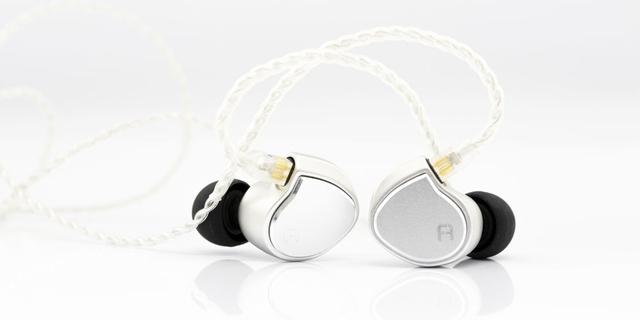 画像: ユニバーサルIEM「Chorus(コーラス)」
