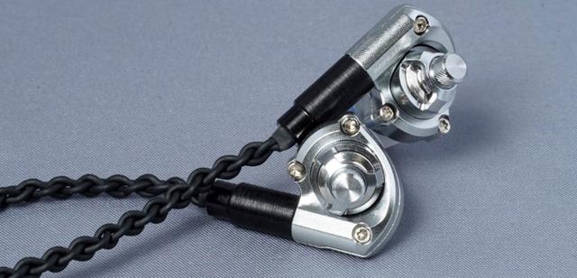 画像2: Acoustune、第4世代ミリンクスドライバー搭載の新イヤホン「HS1697TI Two Tone Gunmetal」「HS1677SS Two ToneSilver」「HS1657CU Mat Black&Gold」を今夏発売