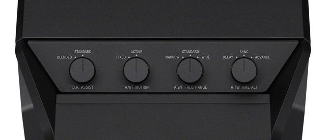 画像: 左スピーカーの操作部。「D.A.ASSIST」「A.WF MOTION」「A,WF FREQ RANGE」「A.TW TIME ALI」の4項目を切り替え可能