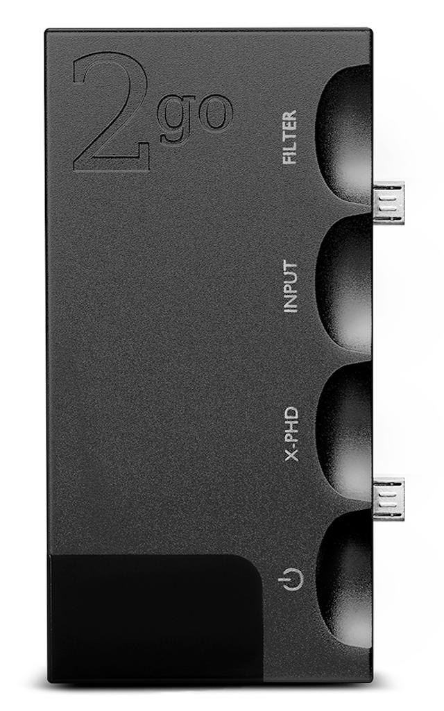 画像: 2go本体。Hugo2とは2つのmicro USBで接続し、ピンで固定する。