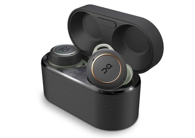 画像1: Bang & Olufsen、スイスのスポーツブランドOnとコラボした完全ワイヤレスイヤホン「Beoplay E8 Sport On Edition」を発売