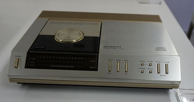 画像1: 1980〜2000年 フィリップス・マランツの時代