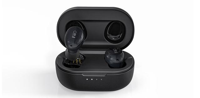 画像: FiiO、コスパを高めた完全ワイヤレスイヤホン「FW1」を発売。QCC3020チップ、Bluetooth v5.0、aptXをサポートして1万円を切った